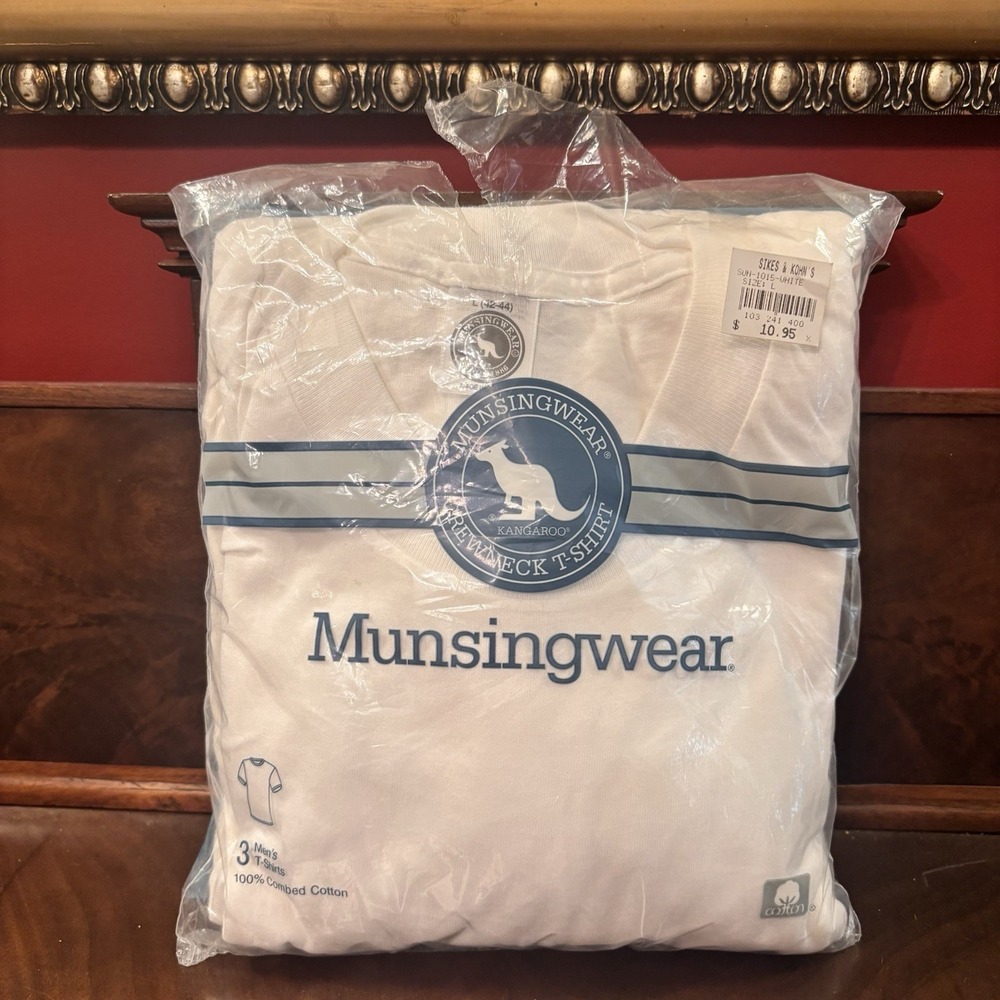 Vintage Munsingwear Crew Neck T-Shirts 3 Pack Large 42-44 White NOS